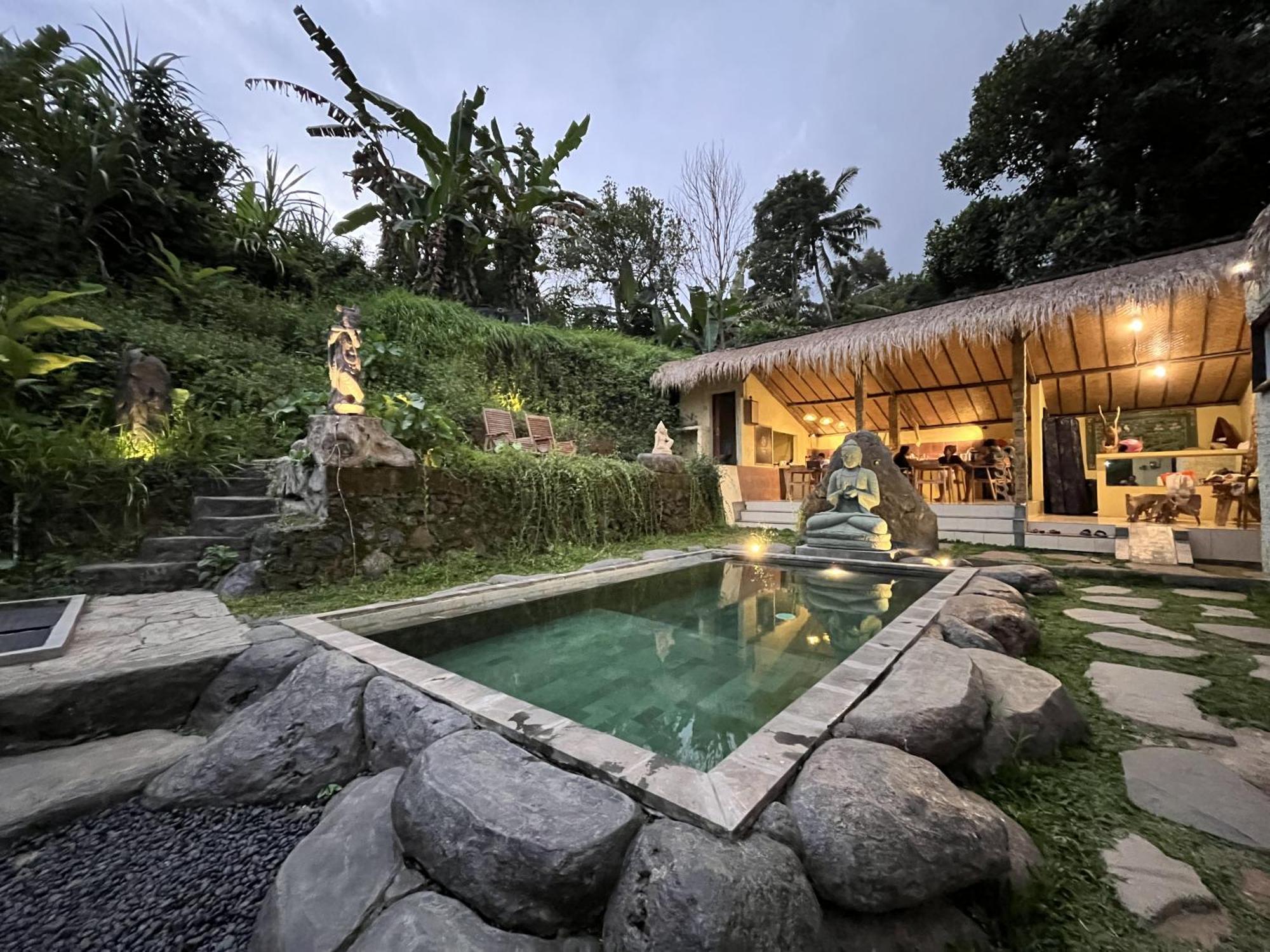 Отель Bamboo Oasis Убуд Экстерьер фото
