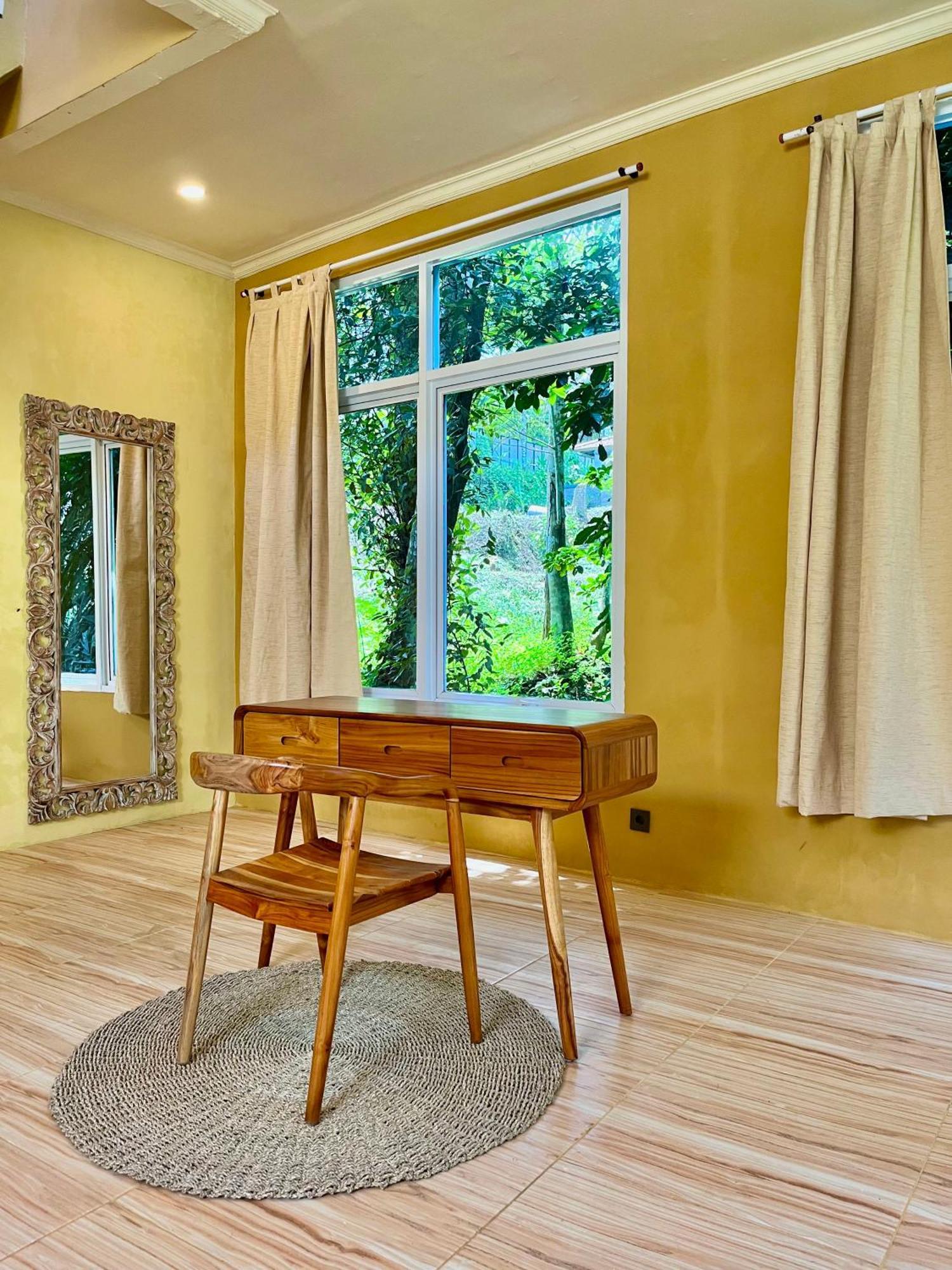 Отель Bamboo Oasis Убуд Экстерьер фото