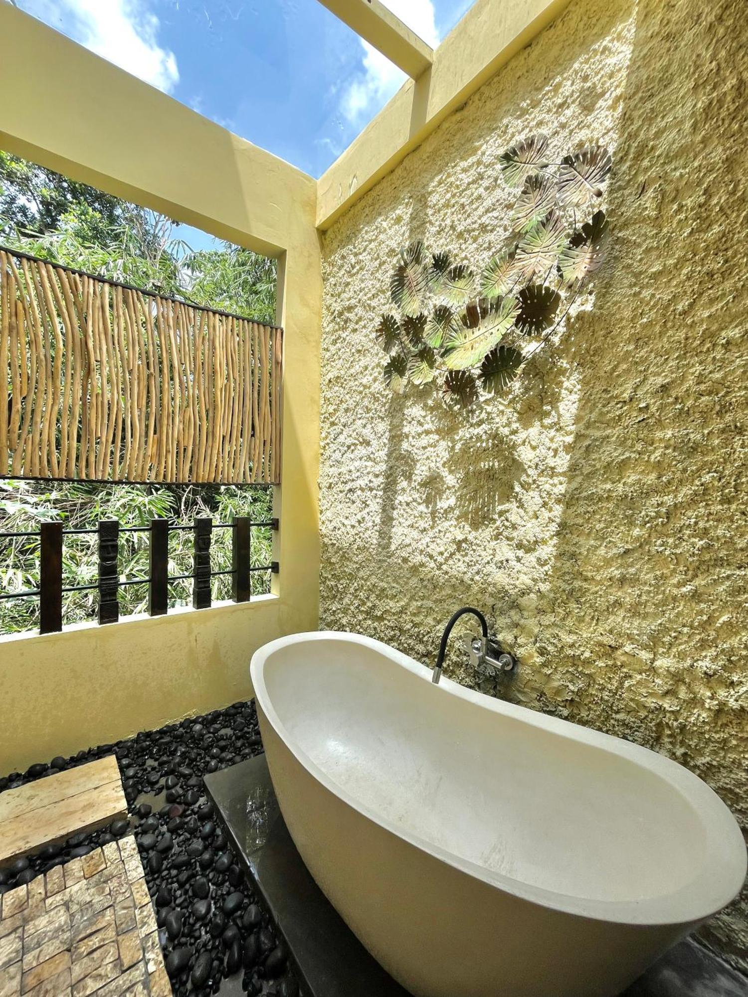 Отель Bamboo Oasis Убуд Экстерьер фото